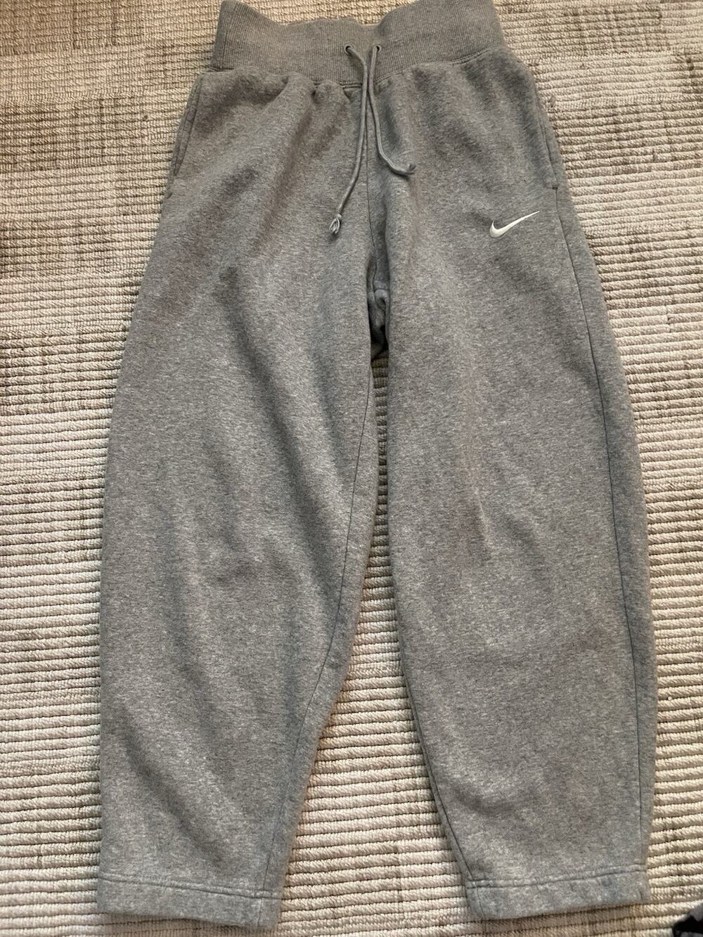 Nike Tech Fleece Womens Jogger Pants XS petite Gray Fleece Drawstring Sweatpants